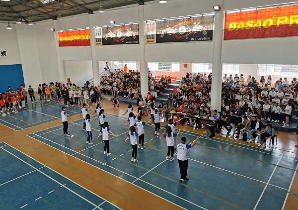hcct Hệ thống cơ sở vật chất khang trang, hiện đại