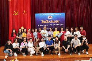 Talkshow “Kỹ năng - Thái độ quyết định thành công” - sinh viên HCCT sẽ được đào tạo một cách toàn diện