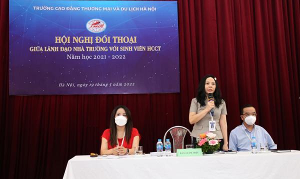 Thành công “Hội nghị đối thoại giữa lãnh đạo nhà trường với sinh viên HCCT năm học 2021 – 2022”