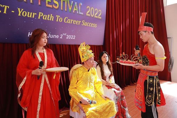 ENGLISH FESTIVAL 2022 Sân chơi bổ ích cho những bạn trẻ yêu thích môn tiếng Anh và định hướng nghề nghiệp tương lai