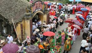 Lễ hội chợ Viềng, nơi người ta "Mua may bán rủi" (Nguồn: vietlacso.com)