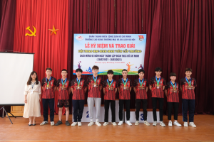 (Liên Đội QTDL14B và QTDL14C)