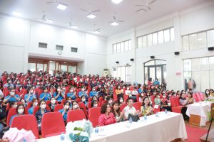 Sinh viên Khoa Tài chính-Kế toán HCCT hào hứng tham gia tọa đàm