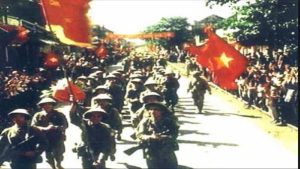 Đoàn quân chiến thắng tiến về Thủ đô ngày 10/10/1954