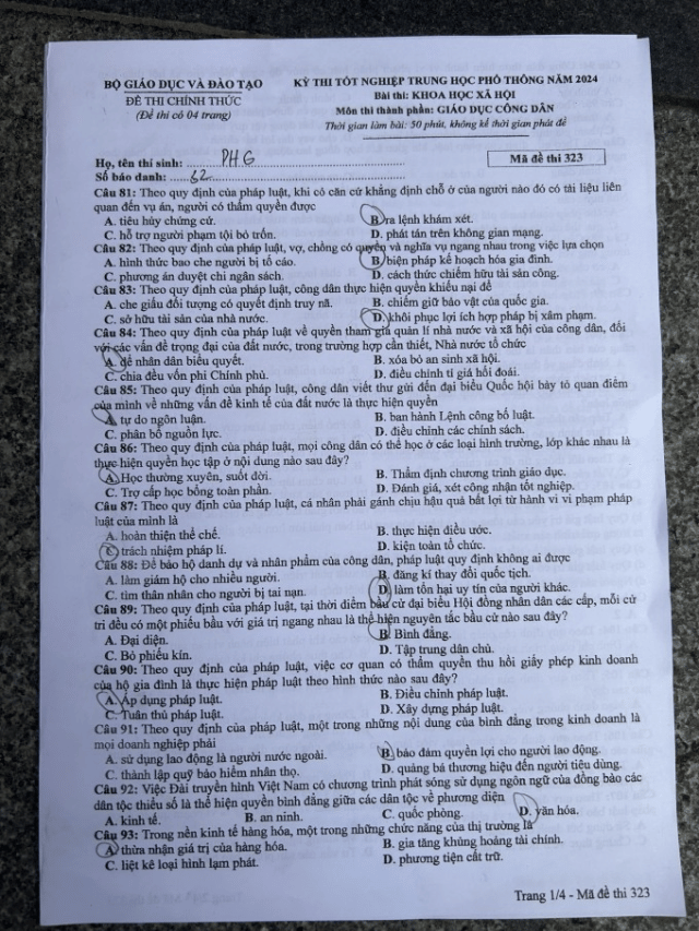 Đề thi chính thức môn Giáo dục công dân tốt nghiệp THPT 2024 (trang 1)