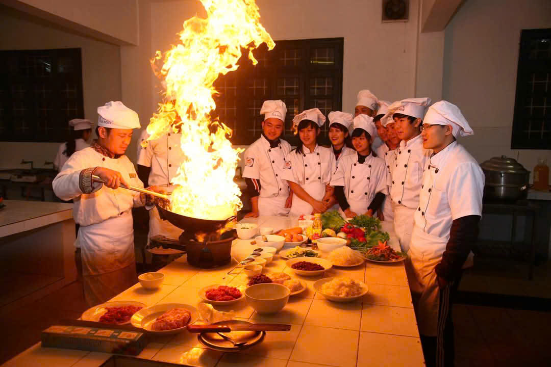 Chuyên nghiệp khi làm bếp