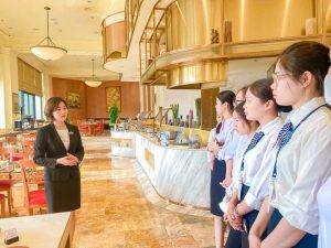 Môi trường thực tập tại Khách sạn 5 sao Deawoo của sinh viên Ttrường Cao đẳng Thương mại và Du lịch Hà Nội