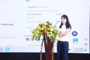 Sinh viên được hướng dẫn sử dụng hệ thống học tập trực tuyến, phổ biến quy chế đào tạo và giải đáp thắc mắc trong buổi khai giảng