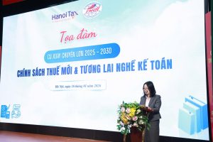 Cô Nguyễn Thị Hồng Thìn, Trưởng khoa Tài chính – Kế toán