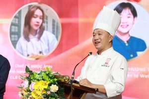 Đại diện Cuwuj sinh viên  Chef Đỗ Văn Linh - Nghệ nhân ẩm thực, Chủ thương hiệu The Pasta House chia sẻ tại lễ ra mắt