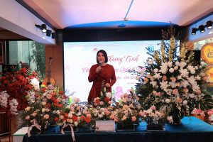 Chị Đào Thu Hồng chia sẻ tại workshop