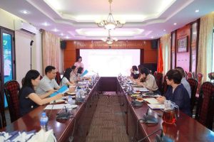 Toàn cảnh buổi làm việc.
