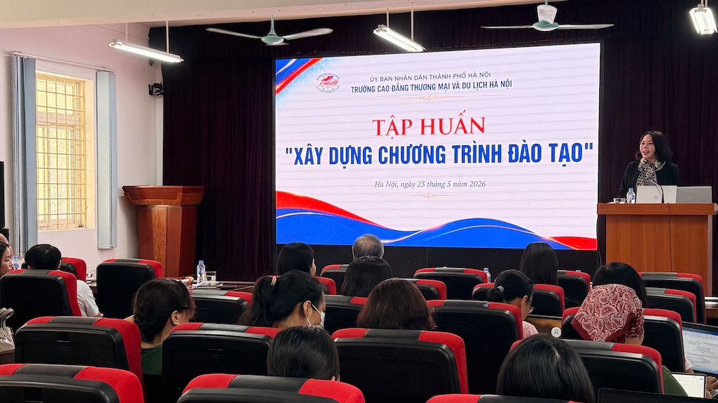 Tập huấn đổi mới chương trình đào tạo tại HCCT 2026