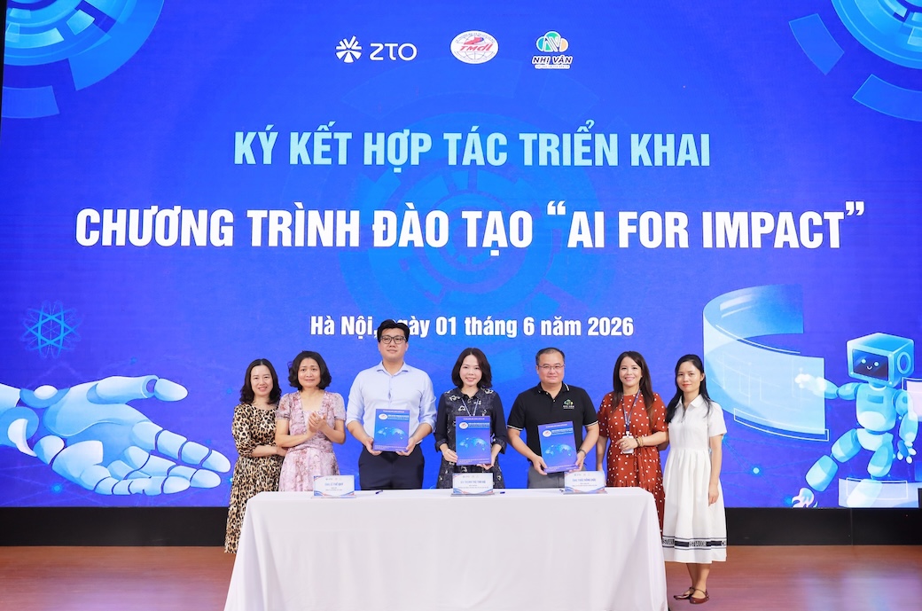 Bứt phá năng lực số: HCCT tiên phong đào tạo AI thực chiến