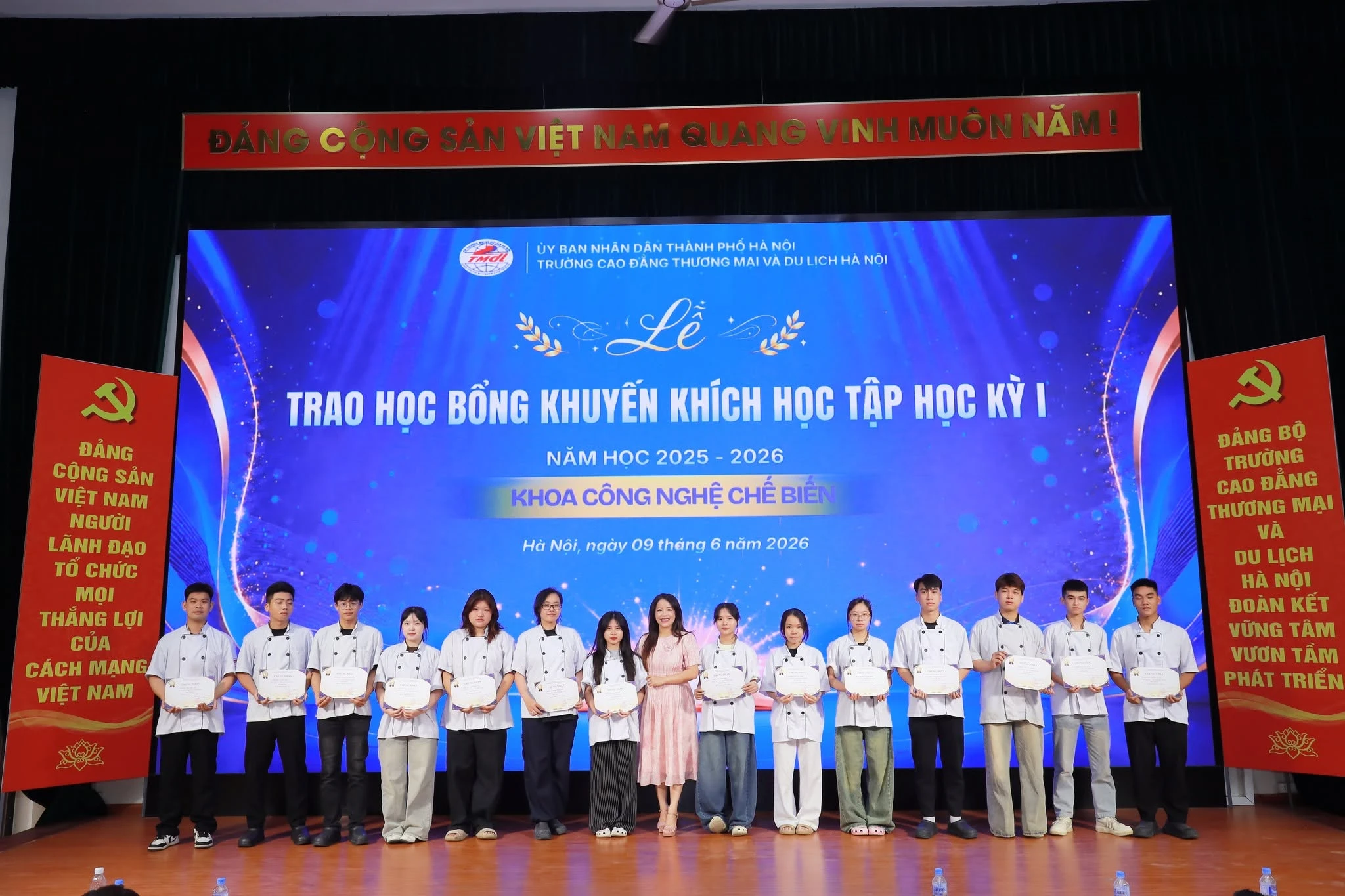 HCCT trao học bổng 2,19 tỷ đồng cho 254 HSSV xuất sắc 2026
