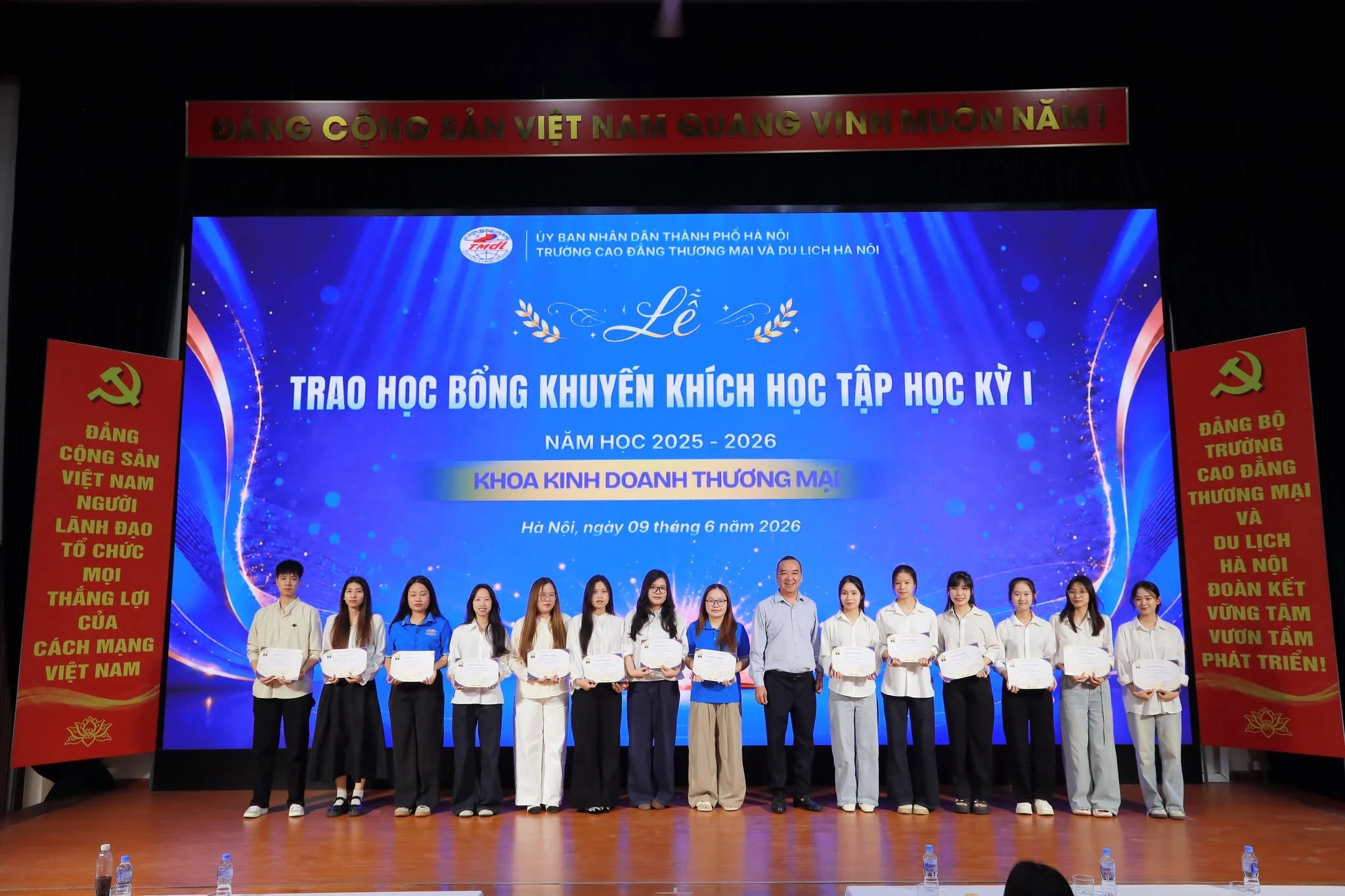 HCCT trao học bổng 2,19 tỷ đồng cho 254 HSSV xuất sắc 2026