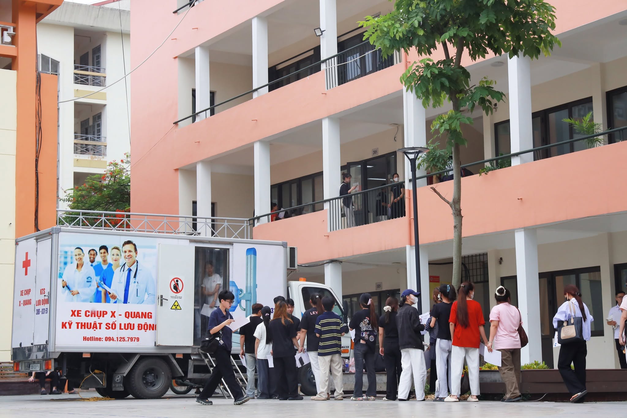 HCCT triển khai khám sức khỏe định kỳ: Đảm bảo thể chất HSSV