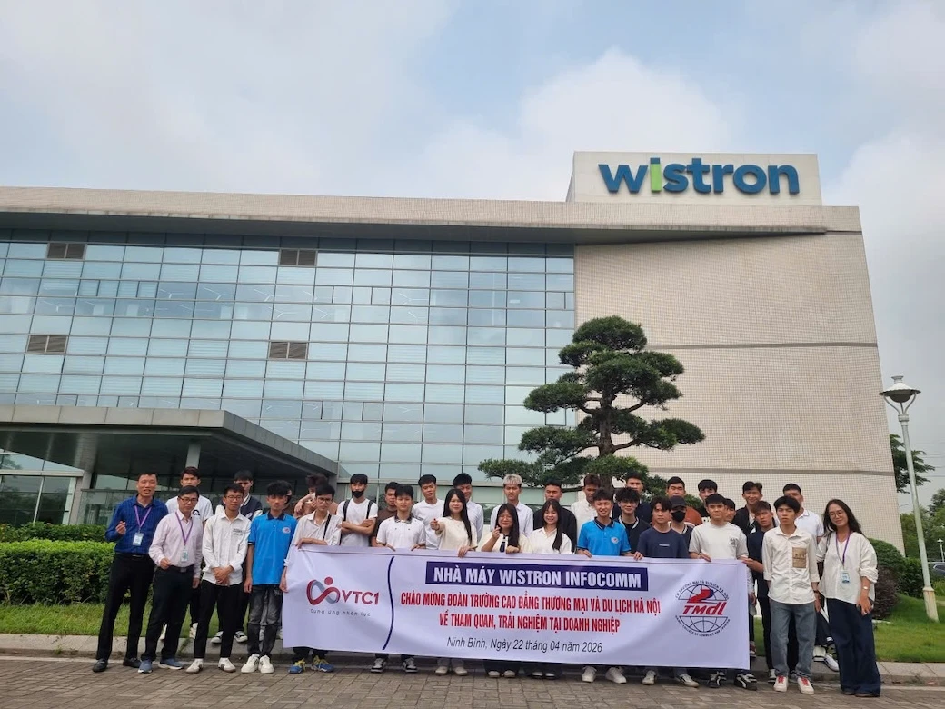 Sinh viên HCCT trải nghiệm thực tế tại tập đoàn Wistron