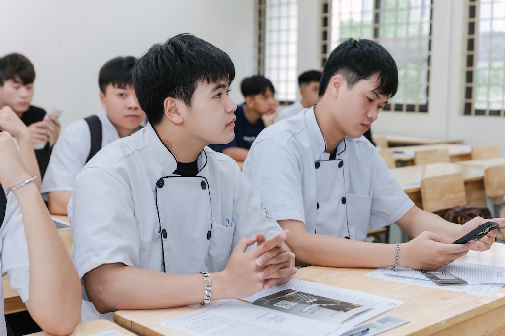 Sinh viên K16 HCCT bắt đầu kỳ thực tập tại đối tác uy tín