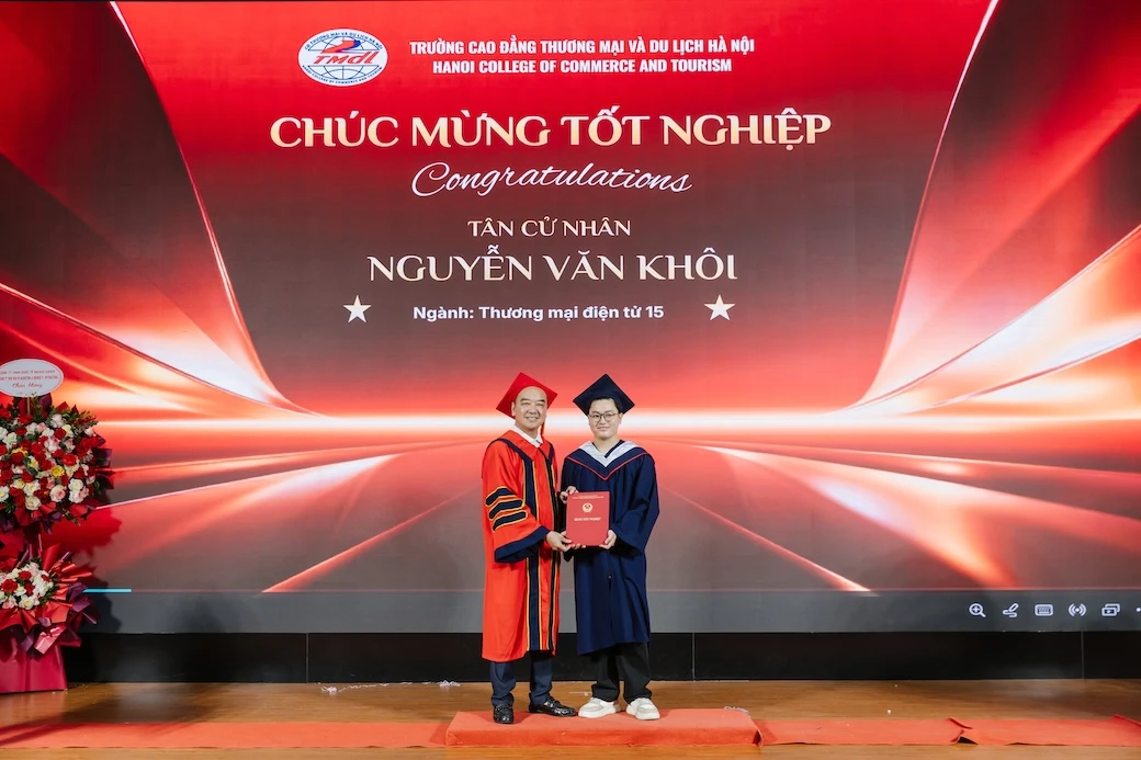 Lễ tốt nghiệp Khóa 15 HCCT: 1.048 ngày trưởng thành