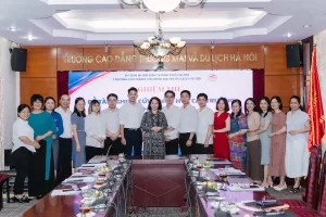 Sinh viên kỹ thuật chế biến món ăn HCCT chủ động nghiên cứu khoa học